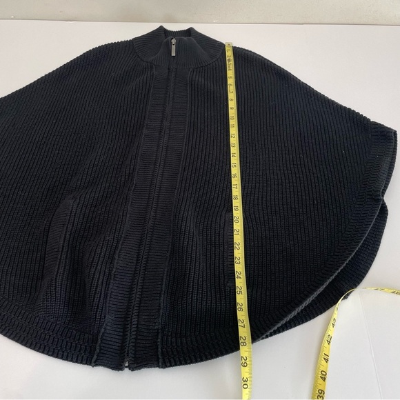 Talbots Black Sweater Cape Poncho Zip Up Size Small Medium S/M - Picture 10 of 12